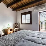 El Pueblo De Leo