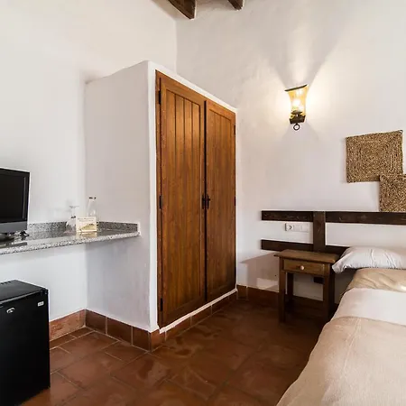 Ośrodek wypoczynkowy El Pueblo De Leo 5*