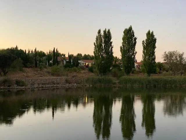 Resort El Pueblo De Leo 5*