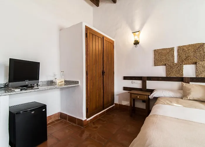 Resort El Pueblo De Leo 5*